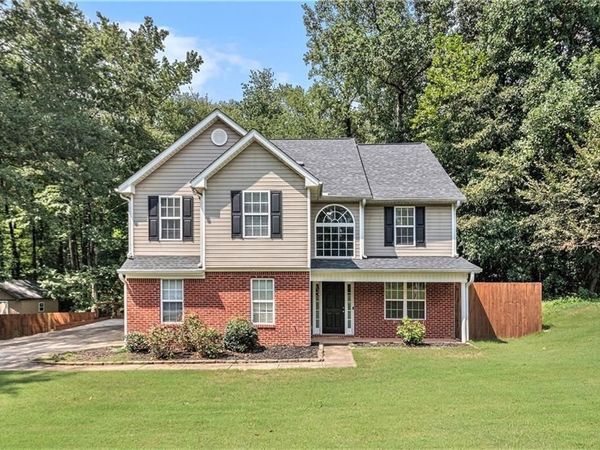 171 Barrington Farms Parkway, Sharpsburg, GA 30277