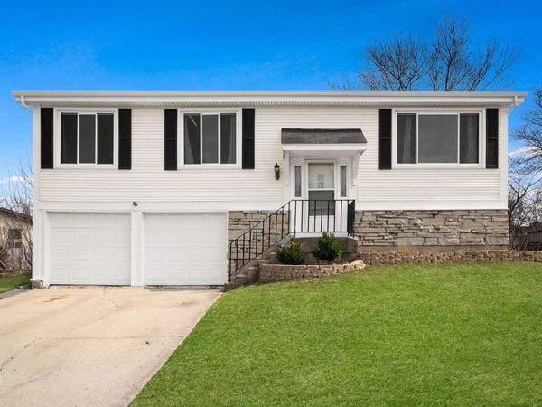 185 Harding Drive , Glendale Heights, IL 60139