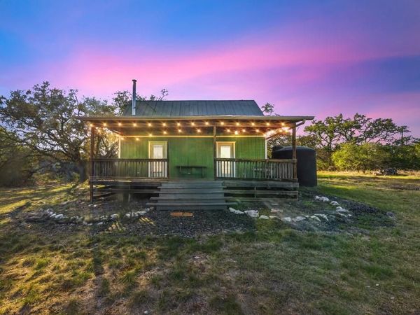 900 Summit Pass PASS, San Marcos, TX 78666