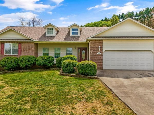 1935 Old Newport Highway, Sevierville, TN 37876