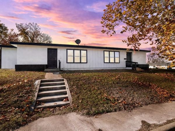36 Twining Drive, Denison, TX 75020