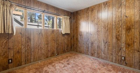945 3rd St, South Lake Tahoe, CA 96150 Photo