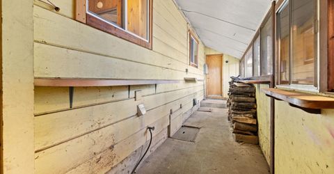 945 3rd St, South Lake Tahoe, CA 96150 Photo