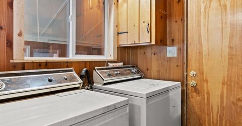 945 3rd St, South Lake Tahoe, CA 96150 Photo