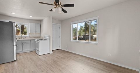 945 3rd St, South Lake Tahoe, CA 96150 Photo