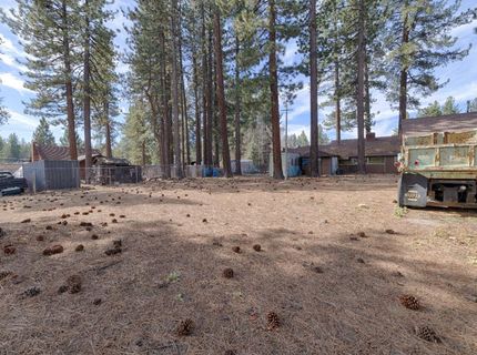 945 3rd St, South Lake Tahoe, CA 96150 Photo