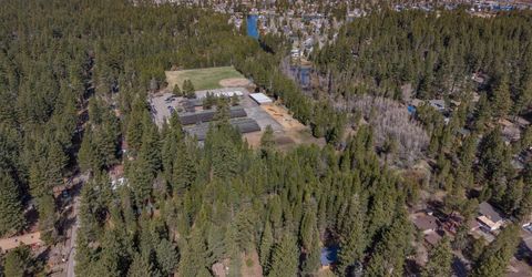 945 3rd St, South Lake Tahoe, CA 96150 Photo