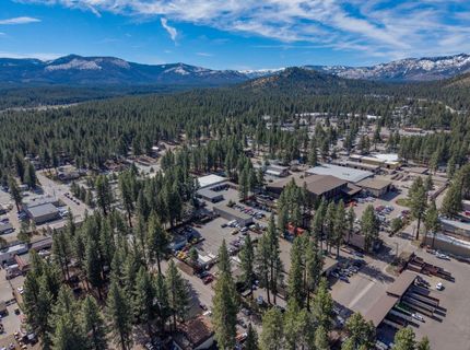 945 3rd St, South Lake Tahoe, CA 96150 Photo