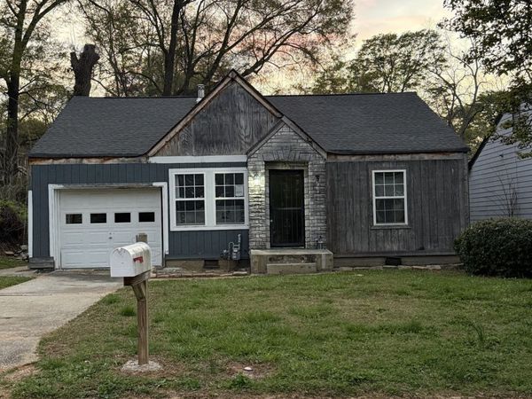 233 Mathewson Place SW, Atlanta, GA 30314