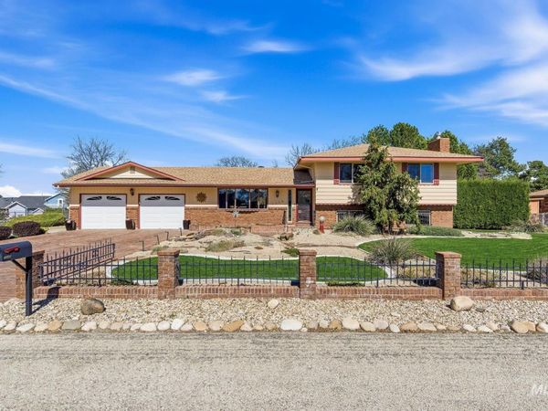 7248 S Hilltop Way, Boise, ID 83709