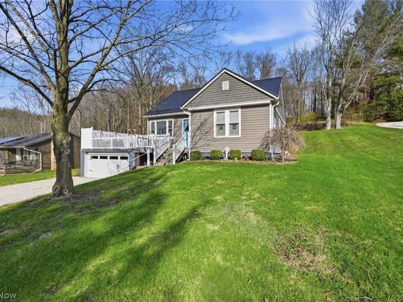 64044 Mulberry Street, Cambridge, OH 43725 Photo 2