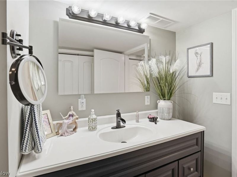 64044 Mulberry Street, Cambridge, OH 43725 Photo 35