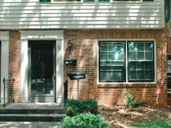 4657 Old Lantern Way , Charlotte, NC 28212