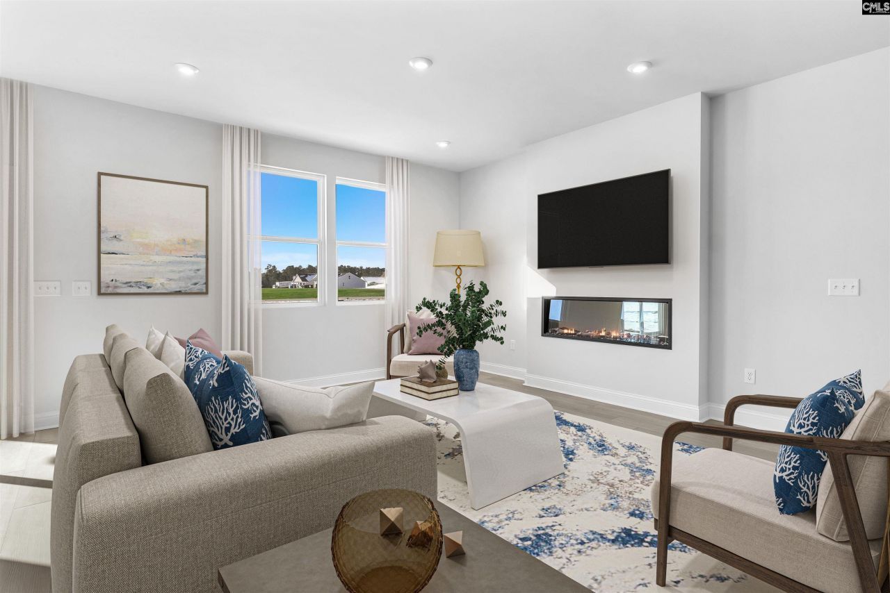 327 Ursus Drive  Photo 4