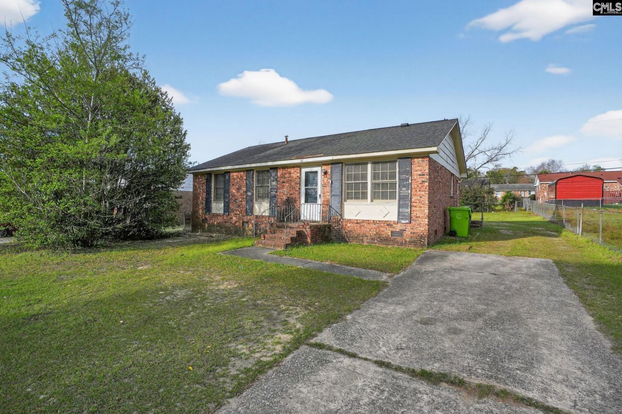 3821 Trotter Road  Photo 4