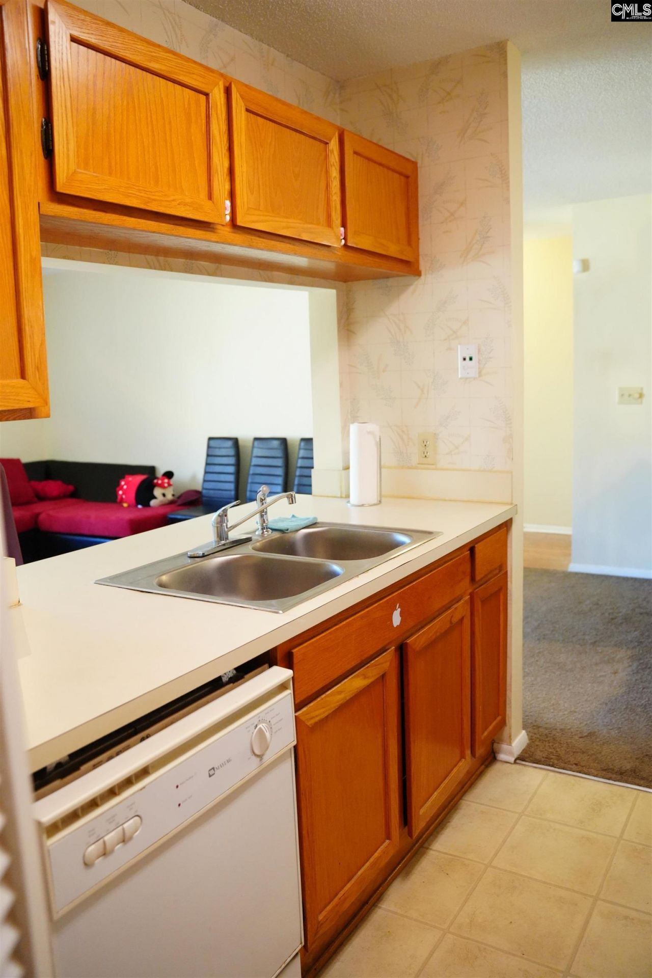 229 Windsor Point Road  Photo 6