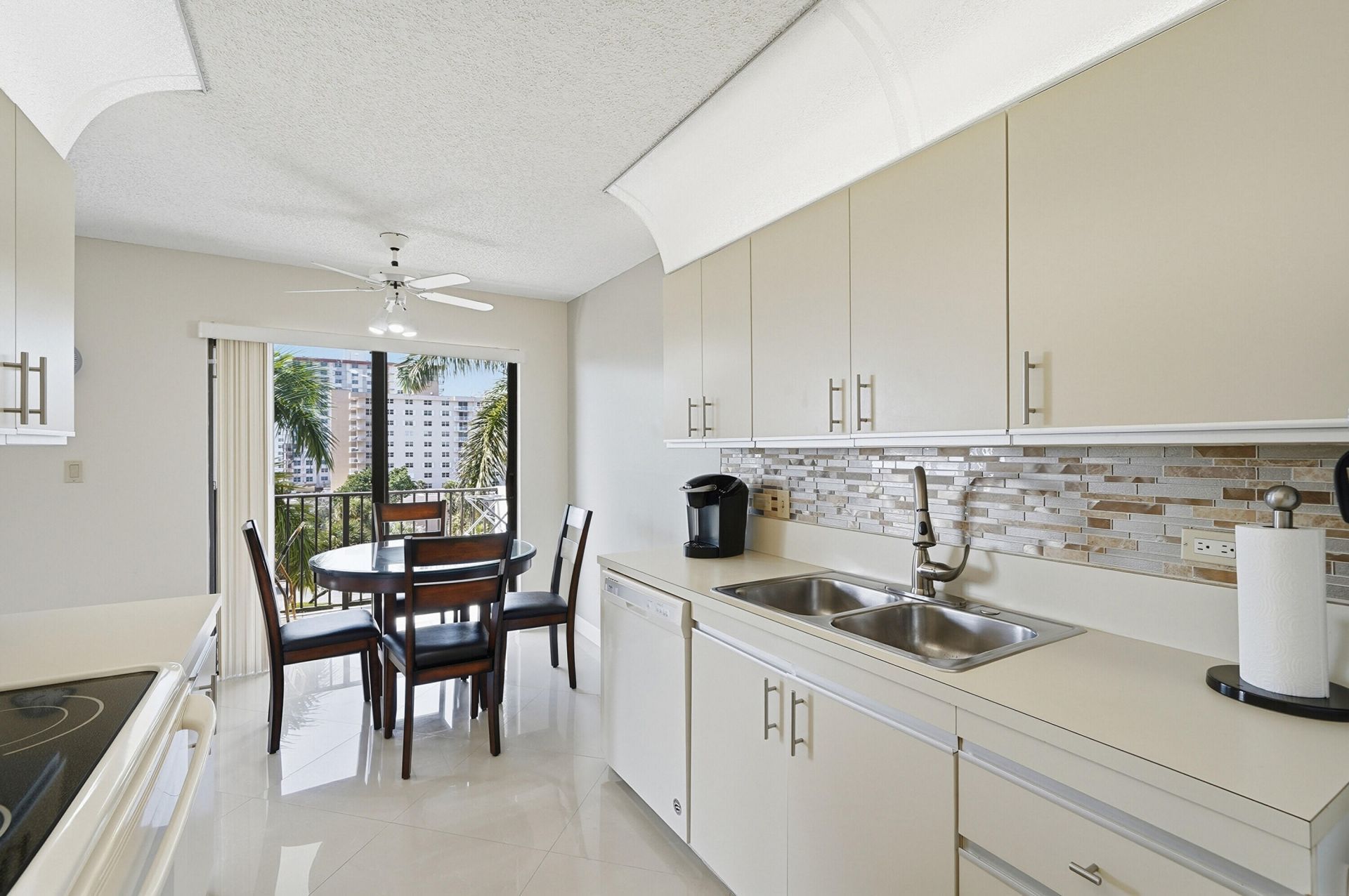 1201 S Ocean Drive, Unit 506s, Hollywood, FL 33019 Photo