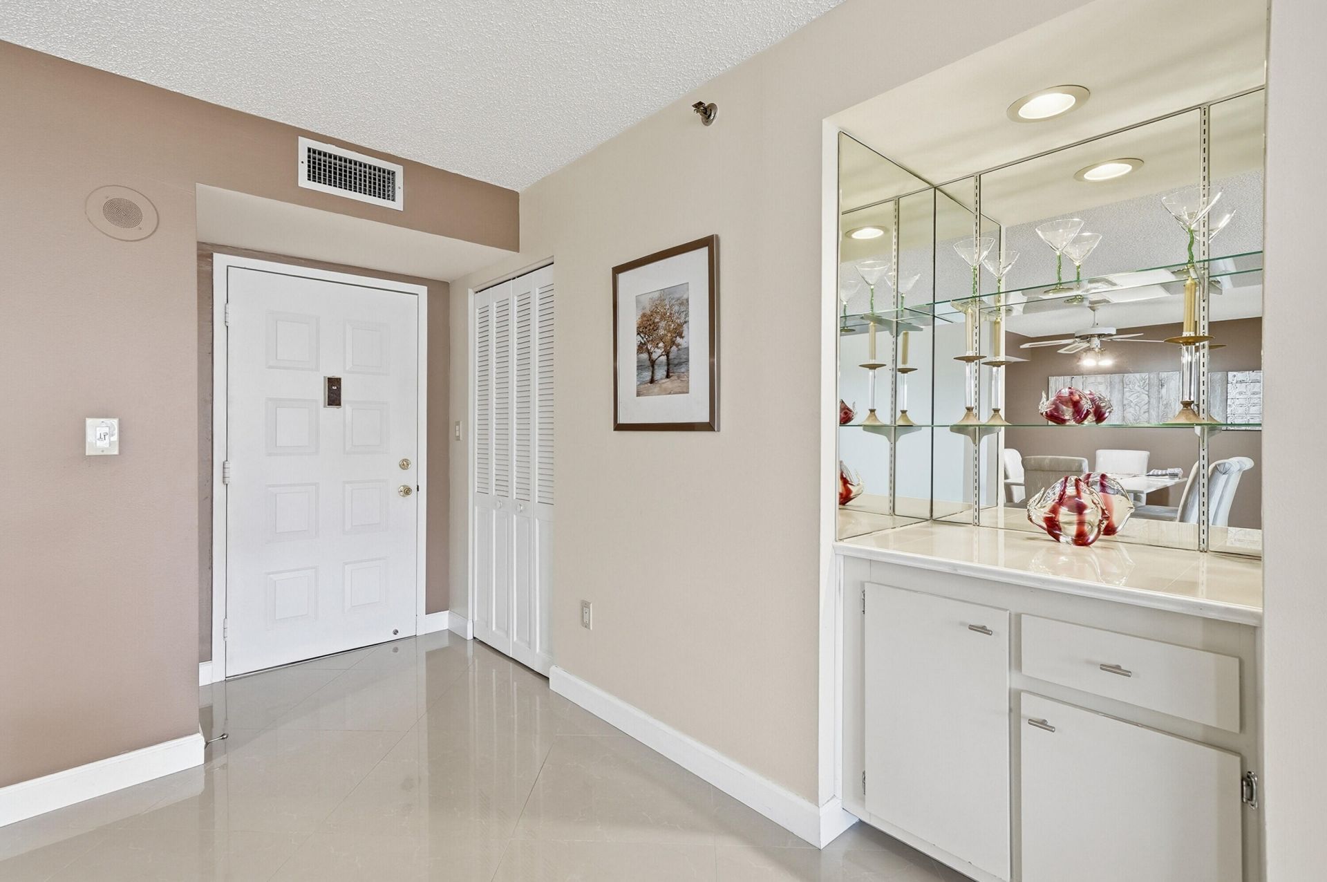 1201 S Ocean Drive, Unit 506s, Hollywood, FL 33019 Photo