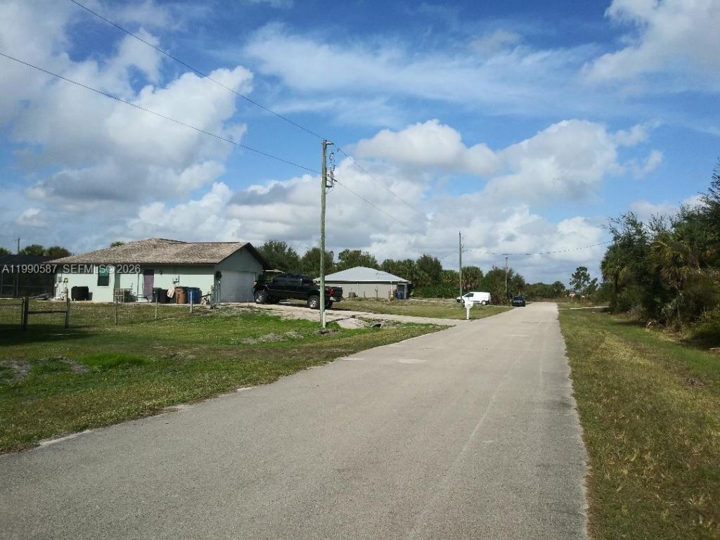 6155 Hughes Ave,, Fort Myers, FL 33905 Photo