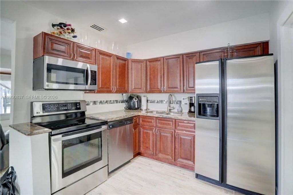 Please Call For Address, Fort Lauderdale, FL 33304 Photo