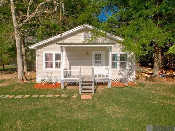 26611 Deer Ln, Holden, LA 70744
