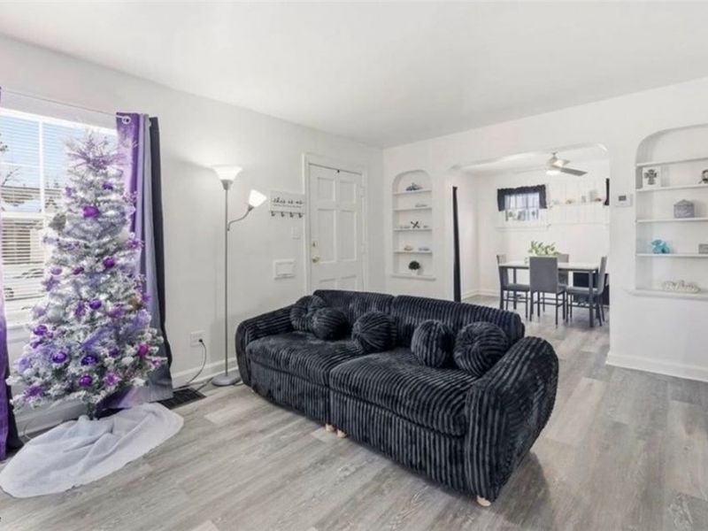 5246 Philip Avenue, Cleveland, OH 44137 Photo 3