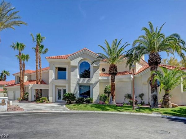 8100 Tiara Cove Circle, Las Vegas, NV 89128