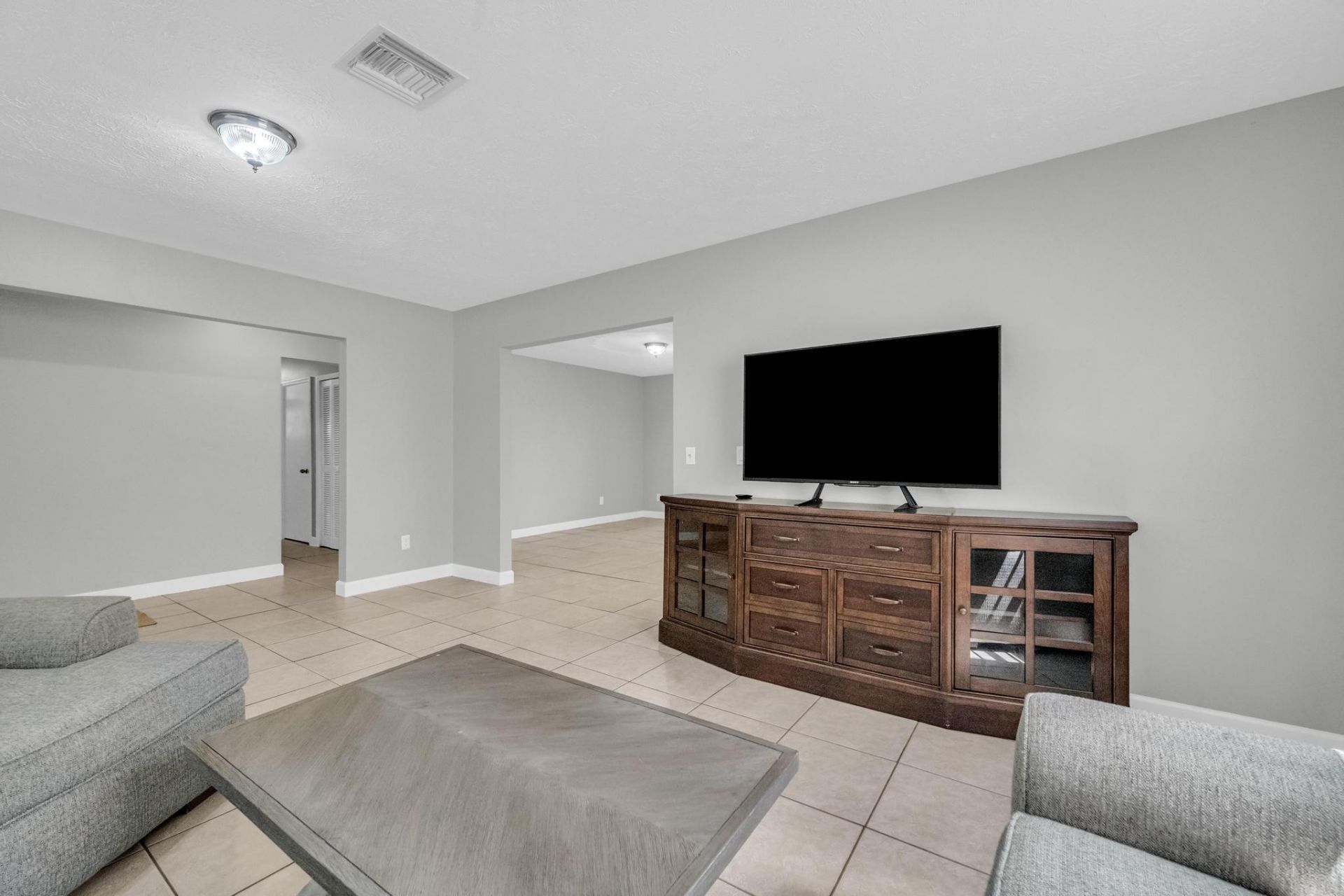 2621 SE Westmoreland Boulevard, Port Saint Lucie, FL 34952 Photo