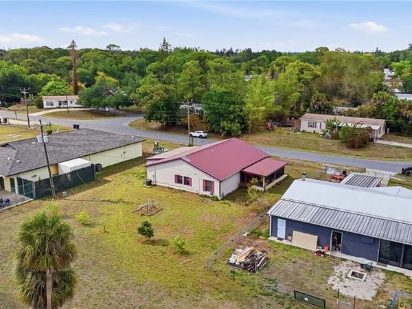 2405 Zoysia LN, NORTH FORT MYERS, FL 33917