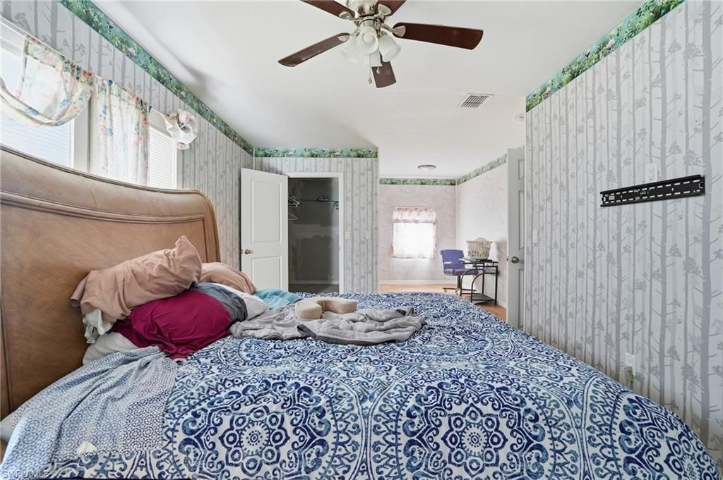 2405 Zoysia Ln , North Fort Myers, FL 33917 Photo