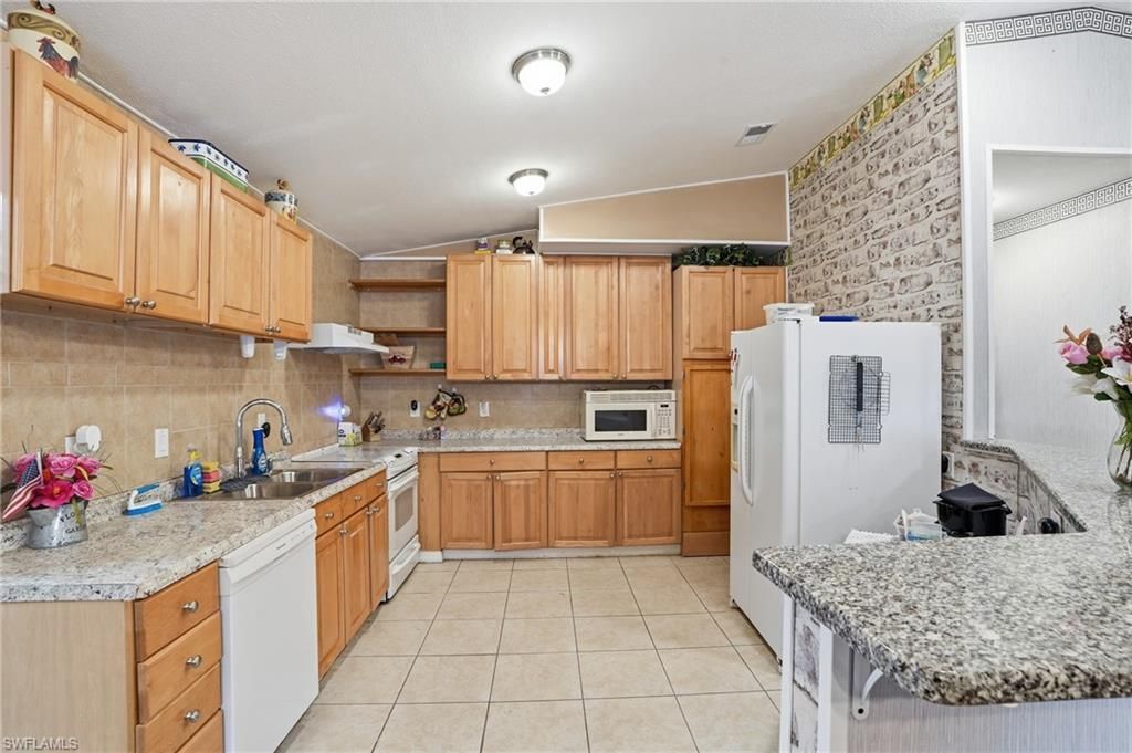 2405 Zoysia Ln , North Fort Myers, FL 33917 Photo