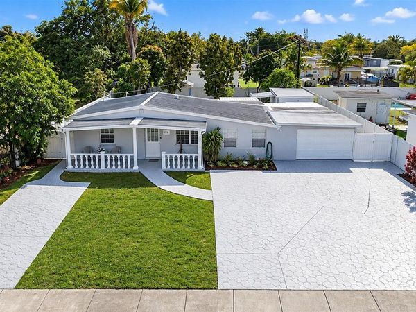 126 MIAMI GARDENS ROAD, WEST PARK, FL 33023