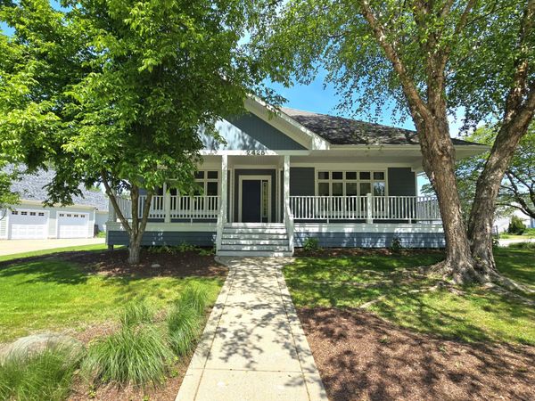 2425 Dickinson Road, Chesterton, IN 46304