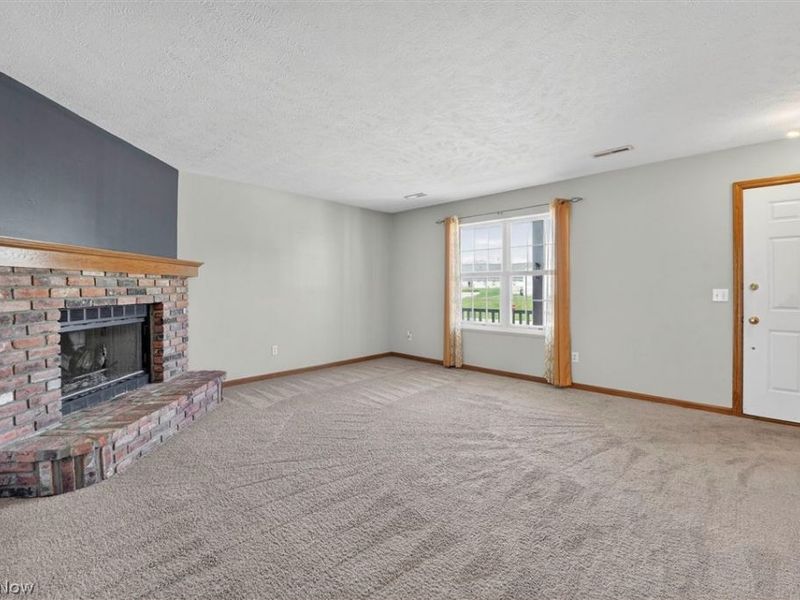 90 High Point Drive, Unit 27, Medina, OH 44256 Photo 12