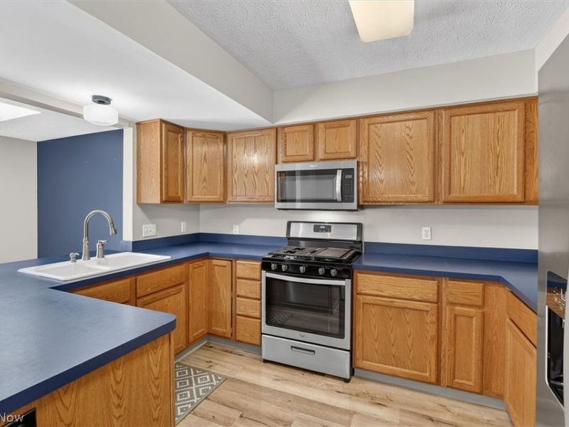 90 High Point Drive, Unit 27, Medina, OH 44256 Photo 22