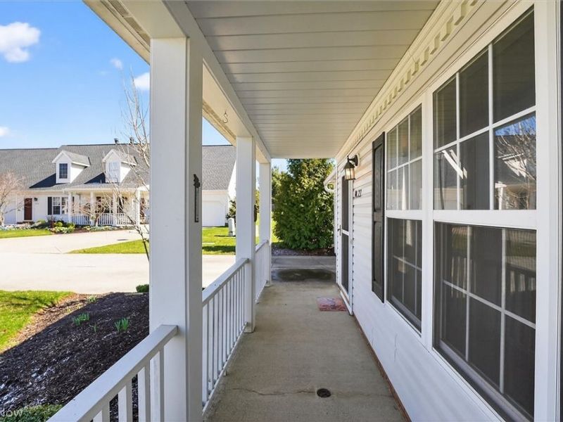 90 High Point Drive, Unit 27, Medina, OH 44256 Photo 6