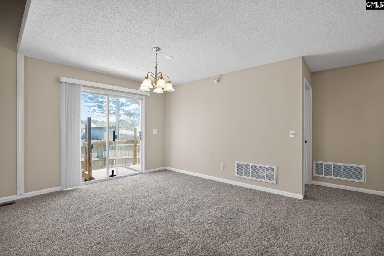 324 Trowbridge Road  Photo 11