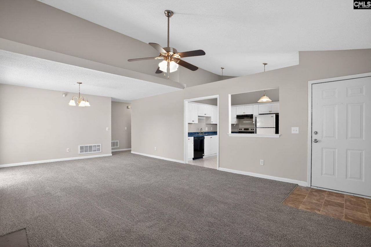 324 Trowbridge Road  Photo 13