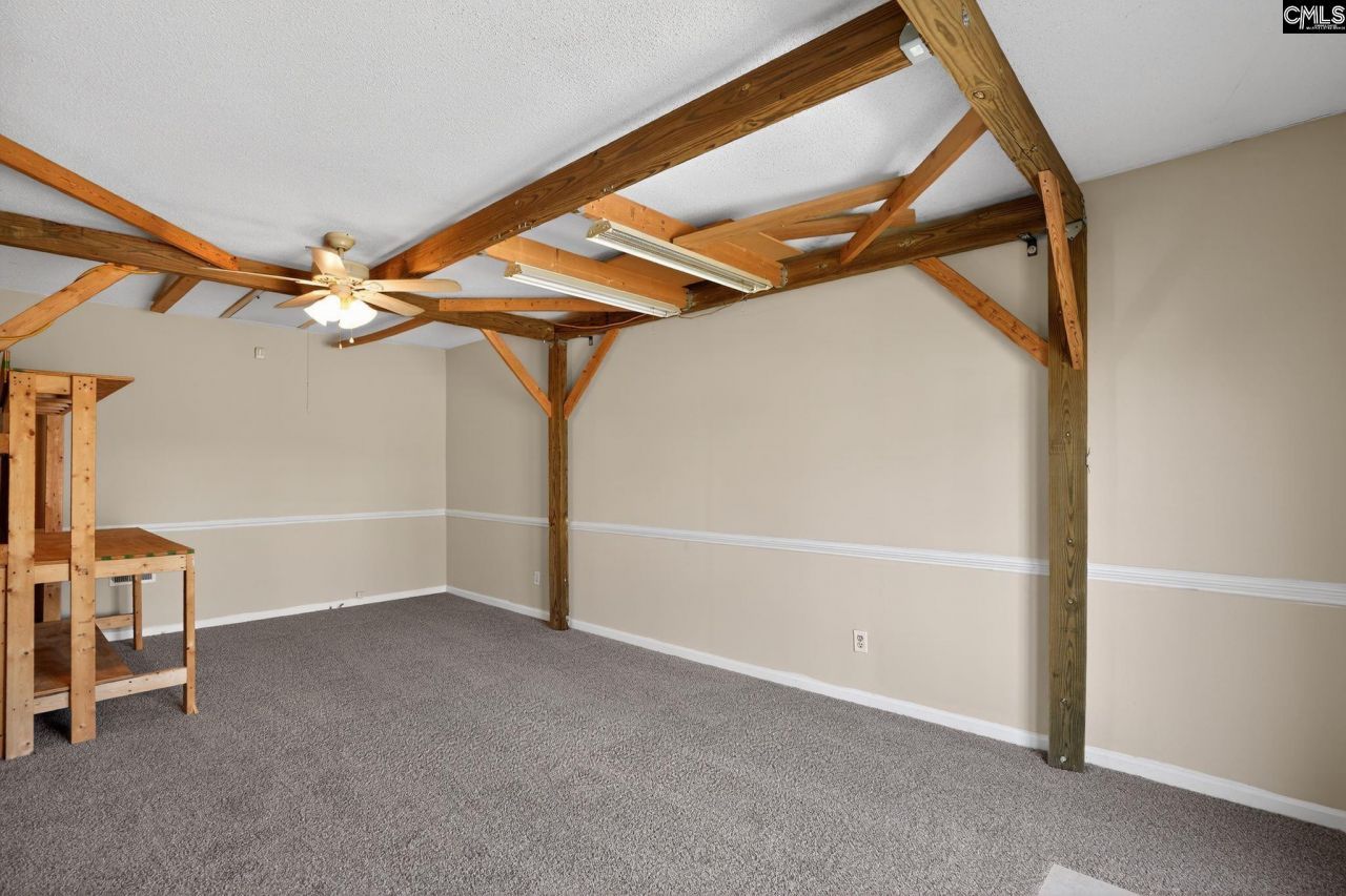 324 Trowbridge Road  Photo 15