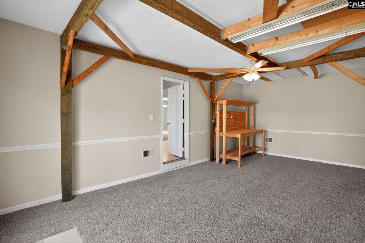 324 Trowbridge Road  Photo 28