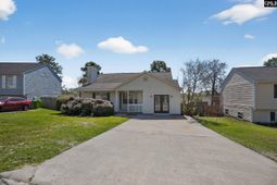 324 Trowbridge Road  photo 4