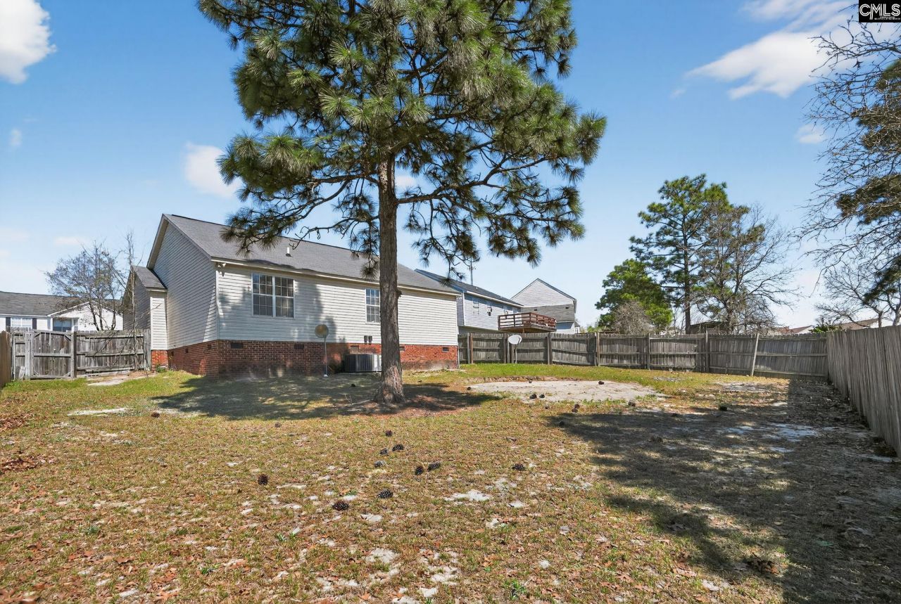 324 Trowbridge Road  Photo 6