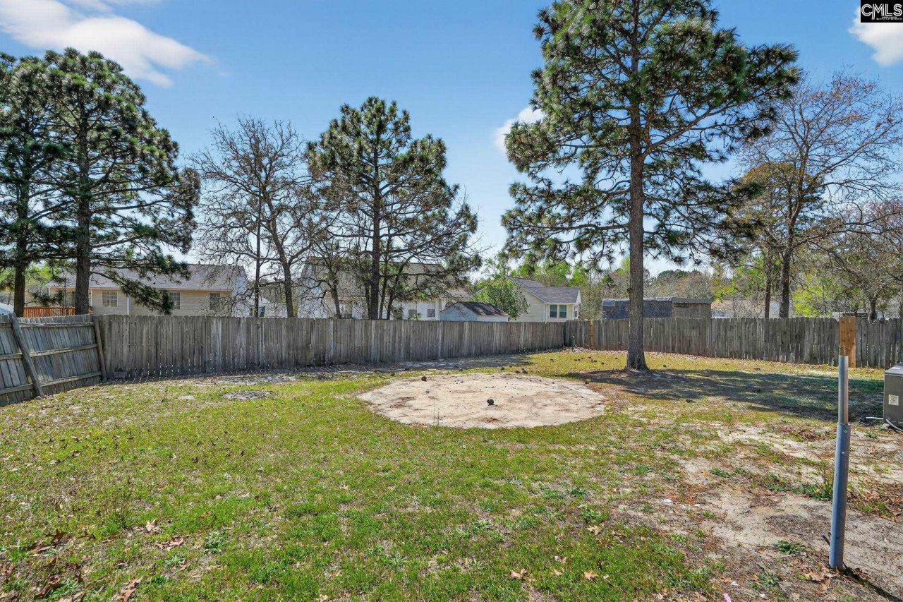 324 Trowbridge Road  Photo 7