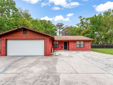 1114 LAKE SHORE Boulevard, Jacksonville, FL 32205