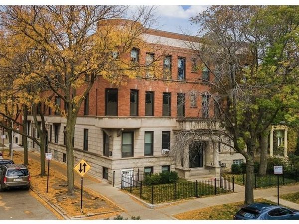 856 W George Street , Unit GDN, Chicago, IL 60657