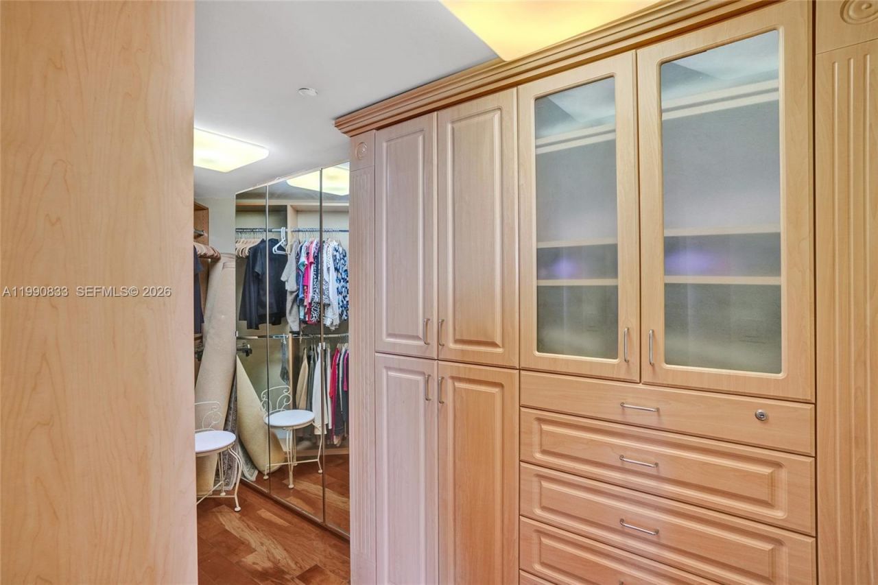 19111 Collins Ave , Unit 2101, Sunny Isles Beach, FL 33160 Photo