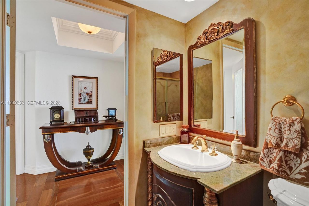 19111 Collins Ave , Unit 2101, Sunny Isles Beach, FL 33160 Photo