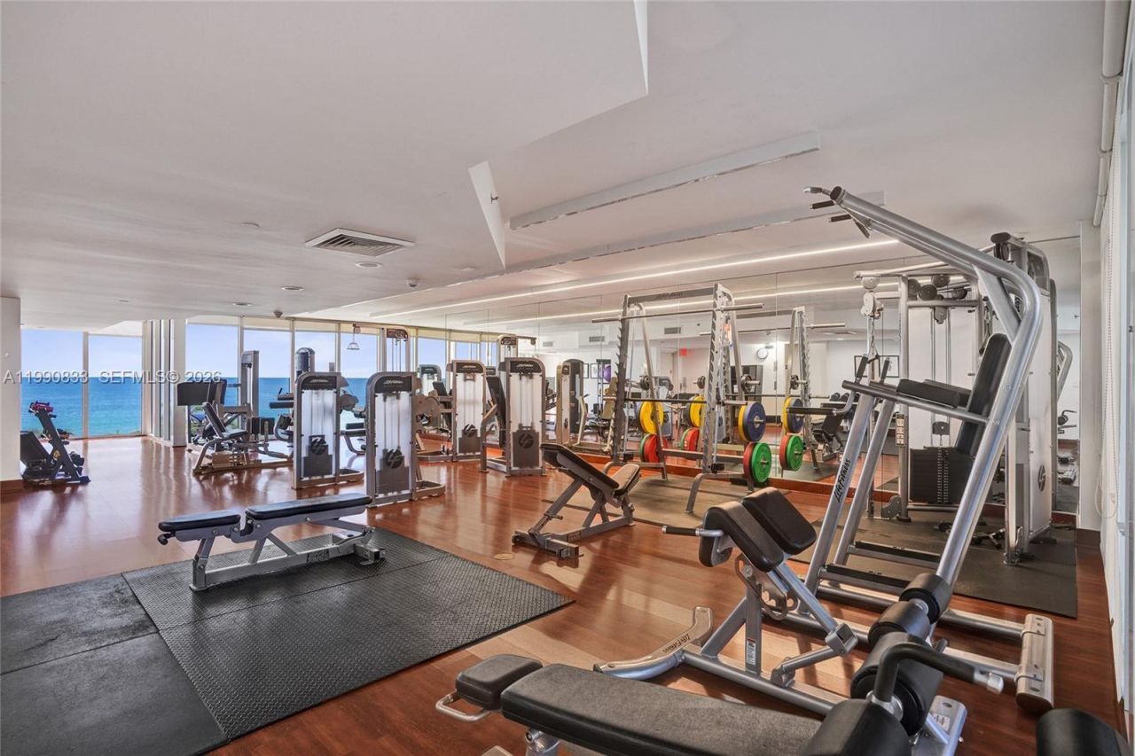 19111 Collins Ave , Unit 2101, Sunny Isles Beach, FL 33160 Photo