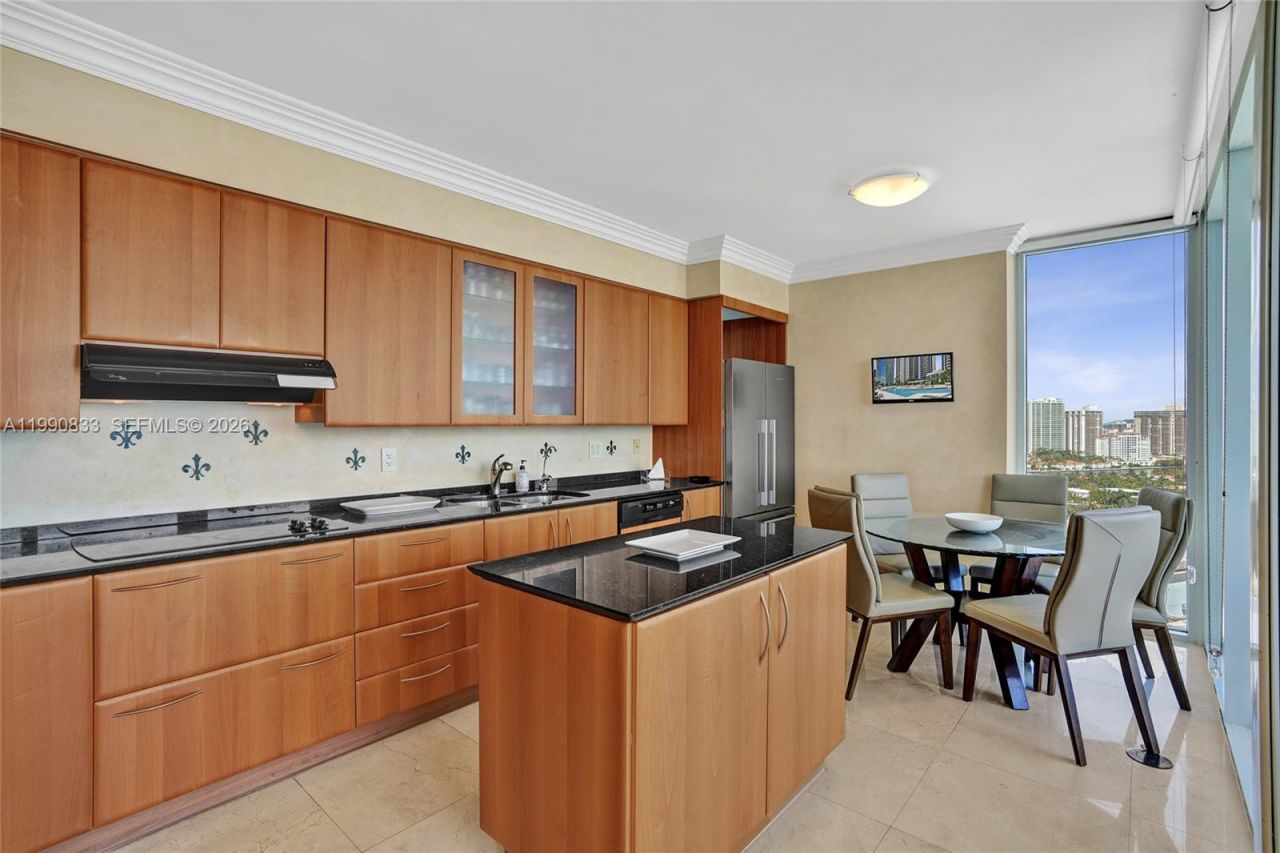 19111 Collins Ave , Unit 2101, Sunny Isles Beach, FL 33160 Photo