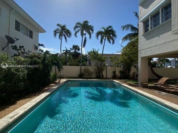 7601 Byron Ave , Unit 3A, Miami Beach, FL 33141